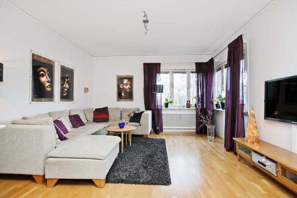 Ljus 4:a i Övre Nyfors med balkong